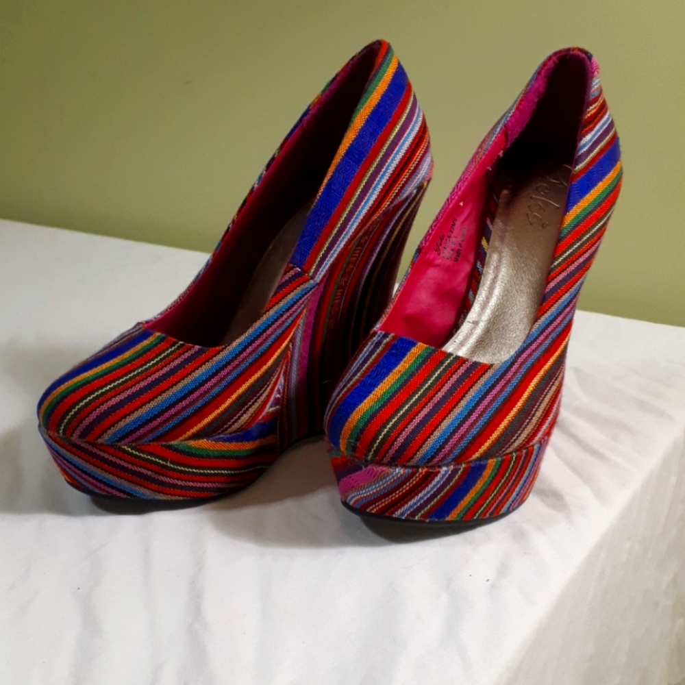 Womans Wedges,3 Inch,Size 6.5 - Picture 5 of 5